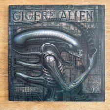 GIGER’S ALIEN : TITAN BOOKS