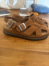 Dr Marten Fisherman Sandals
