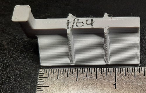 Sand salt spreader - 1/32, 1/25