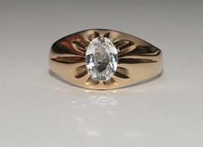 9ct Yellow Gold White Topaz