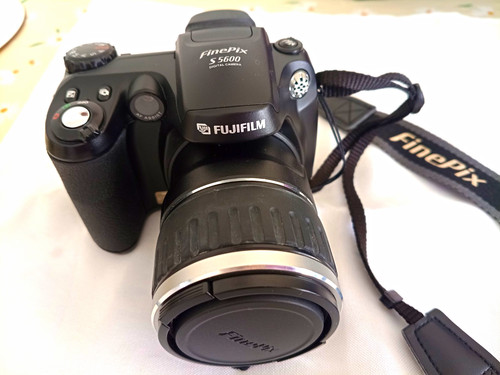 Fujifilm finepix s5600 1mp - s5600, 5.1mp