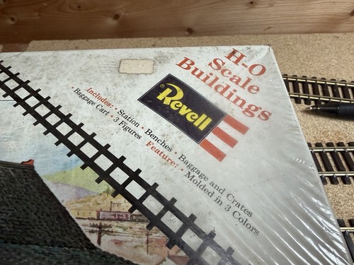 Revell vintage scale small - ho,