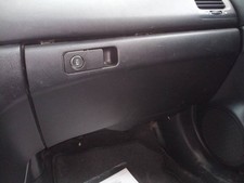 GLOVE COMPARTMENT / 2502393