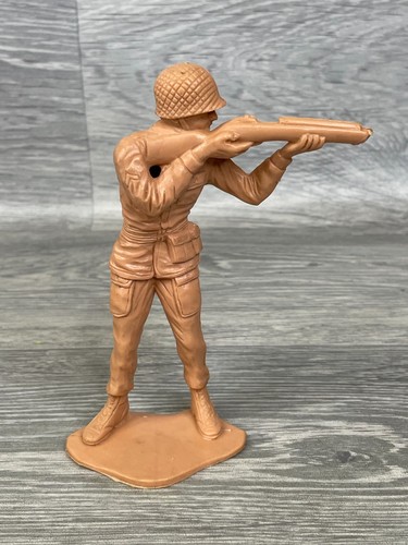 Louis marx large - large, plastic
