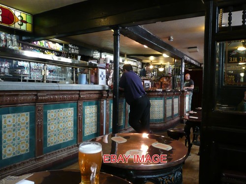 Photo leeds the whitelocks - ,