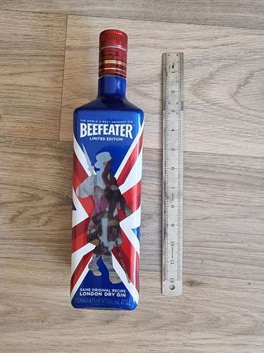 Empty vintage beefeater london - empty,