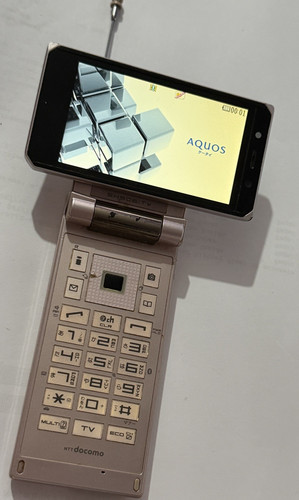 Sharp ntt docomo sh906itv - sharp,