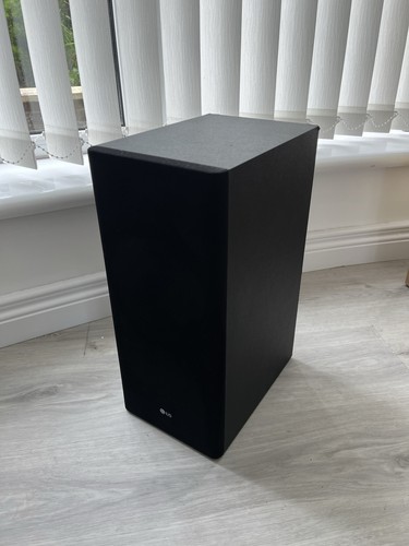 Subwoofer needs soundbar to - needs,