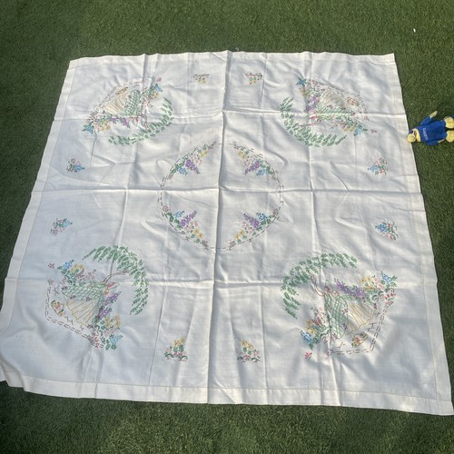 Cream linen hand embroidered - hand,