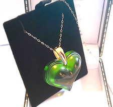 LALIQUE  GREEN STUNNING HEART