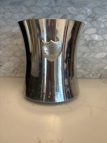 Dom perignon champagne - perignon, ice
