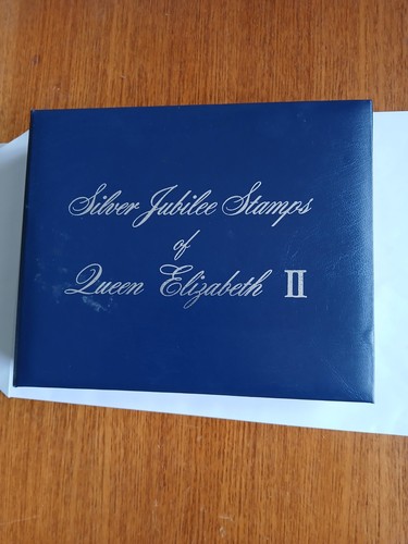 Elizabeth 1977 silver - q,