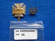 ROYAL GLOUCESTERSHIRE BERKSHIRE WILTSHIRE REGIMENT CAP & BACK BADGE. MINT. LBB