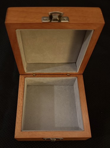 Smith wesson wood jewelry - &,