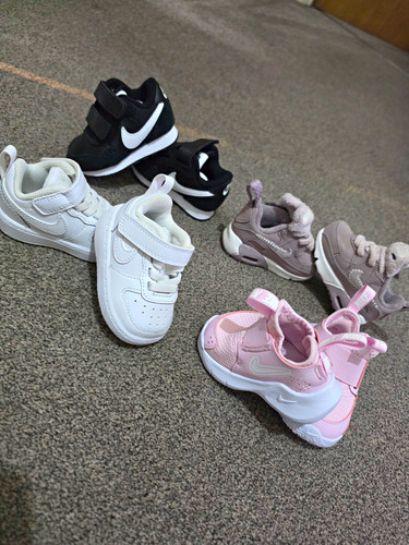 Nike baby shoes - baby,