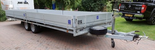 Huge car trailer transporter - trailer,