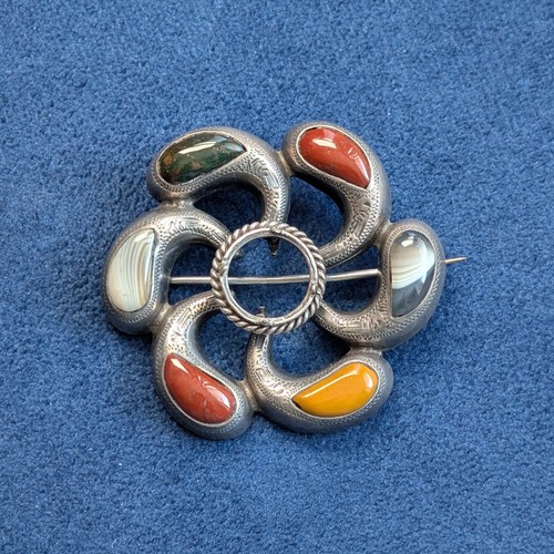 Antique scottish spiral white - scottish,