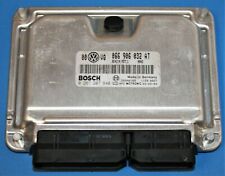 VW Passat V5 Engine Control Unit ECU 066906032AT 0 261 207 640