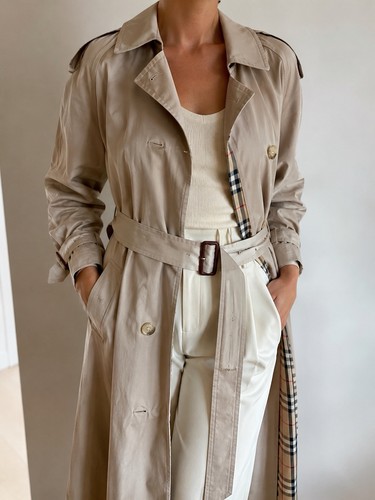 Burberry gorgeous trench coat - burberry,