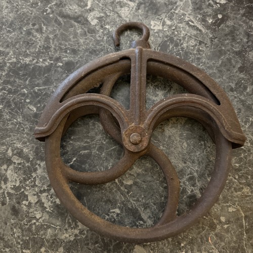 Vintage well fender - well, iron