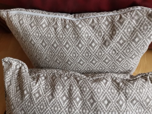 Beige cushions sundor - cushions,