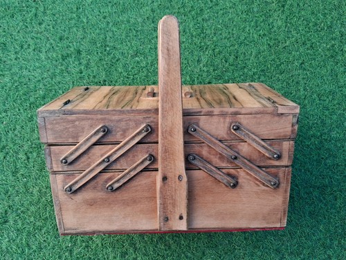 Vintage wooden tier - vintage,