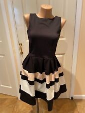 Ladies Closet London Beautiful Fit & Flare Summer Party Dress - Size UK 10 US 6