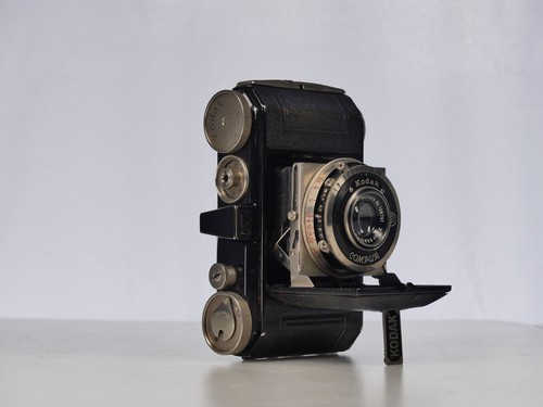 First model kodak - model,