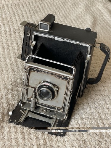Vintage speed graphic - speed,