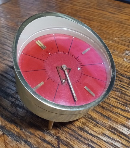 Lecoultre memovox ref - ref, desk