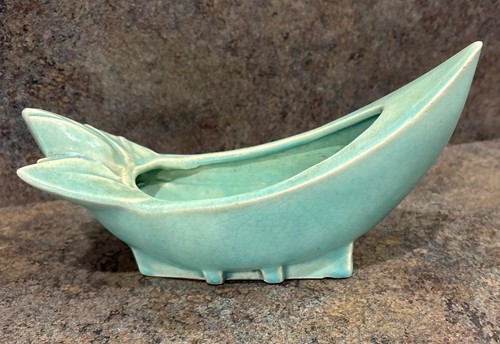 Nelson mccoy 1940s lily - bud, /