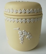 Wedgwood Primrose Yellow