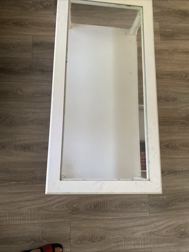White wooden coffee table - wooden,