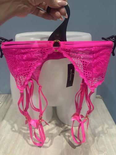 Ann summers compelling - ann,