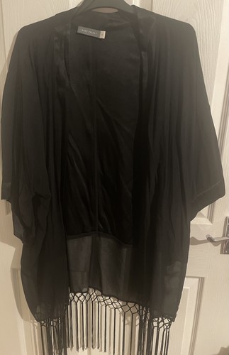 Mint velvet black half - black, sleeve