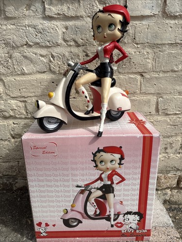 Betty boop scooter - betty,