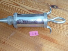 VINTAGE ICING SYRINGE NUTBROWN