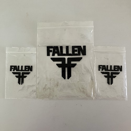 Vintage fallen shoes - fallen, plastic
