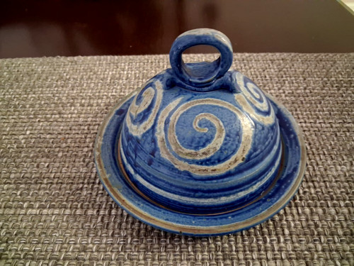 Studio art pottery - art,