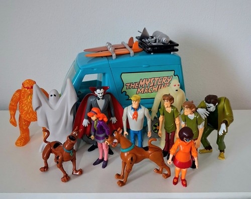 Scooby doo mystery machine - scooby,