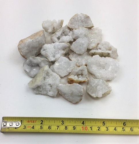 Quartz crystal pieces 5 cm - quartz,