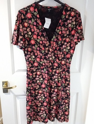 Next size black floral - next,