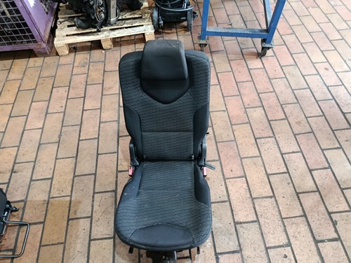 Peugeot 308 rear bench - t7,