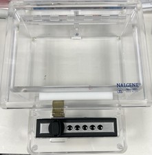 Nalgene desiccator cabinet