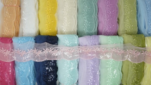 Wide yard pastel - wide,