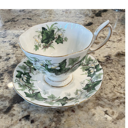 Royal albert ivy lea bone - royal,