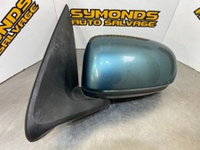 2002 NISSAN ALMERA PASSENGER SIDE NEAR SIDE N/S ELECTRIC MIRROR REF: AQ02 - BLUE