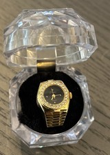 Parmex Gold-tone Carvel Quartz