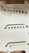 Strat Fully Loaded Pickguard SSS White 11 Hole