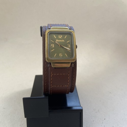 Bench analogue quartz watch - bench,